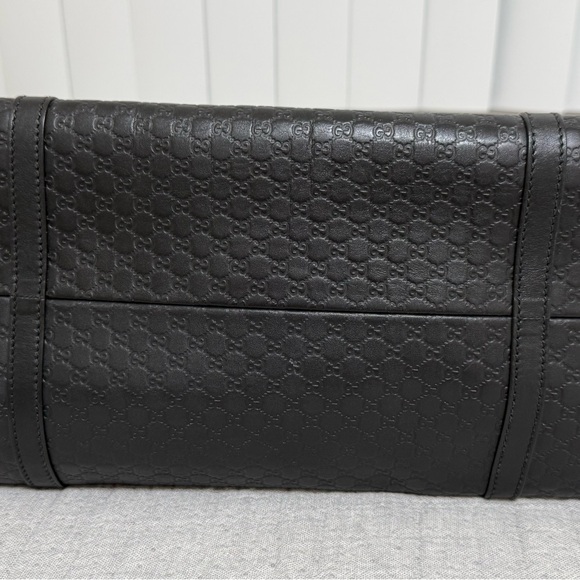 Gucci Black Textured Leather Handbag - Picture 11 of 13